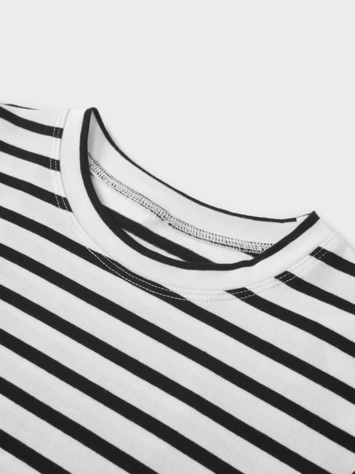 Black & White Striped Pleat Seam T-Shirt | USTICO