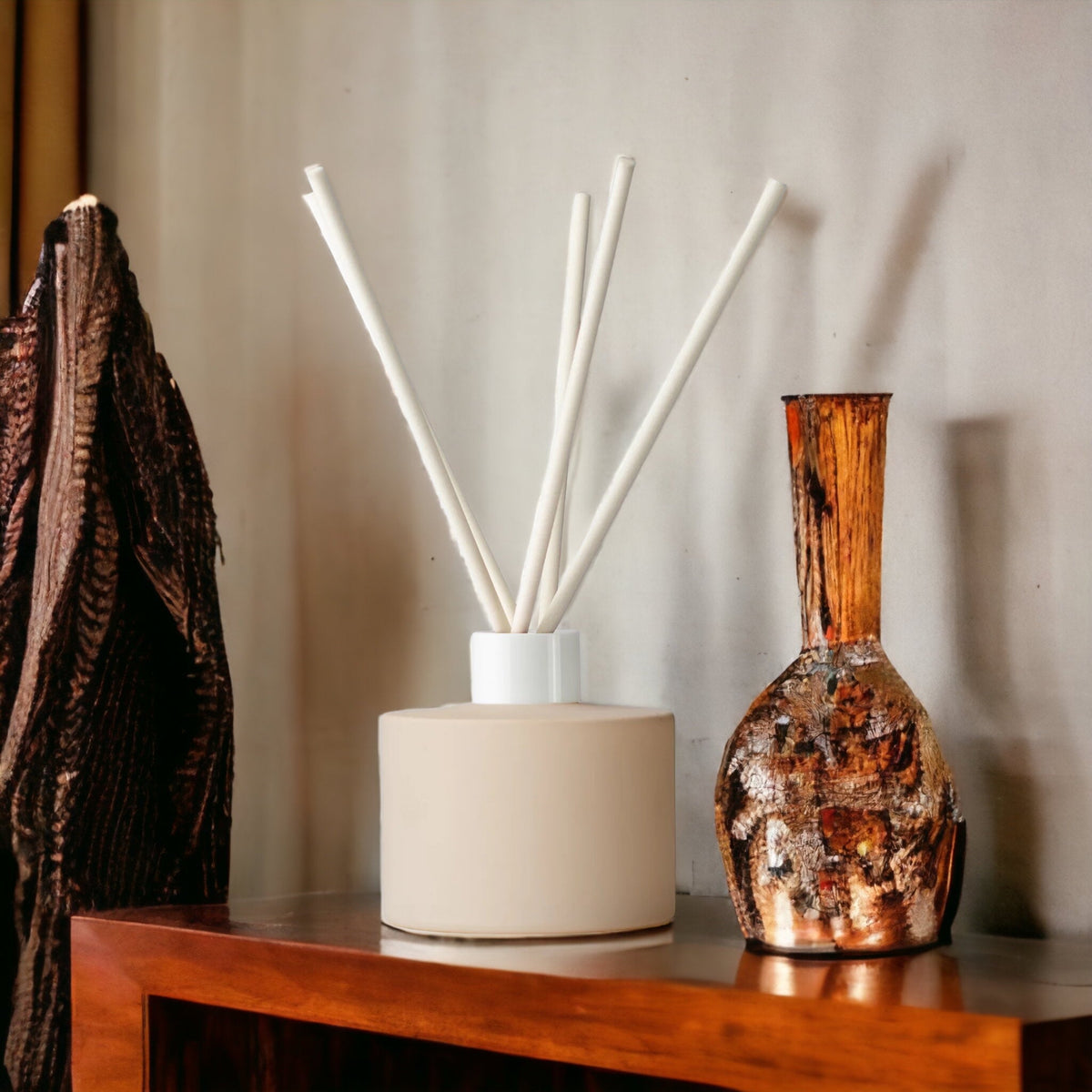 Natural Color Matte Reed Diffuser | Bottle & Reeds Included