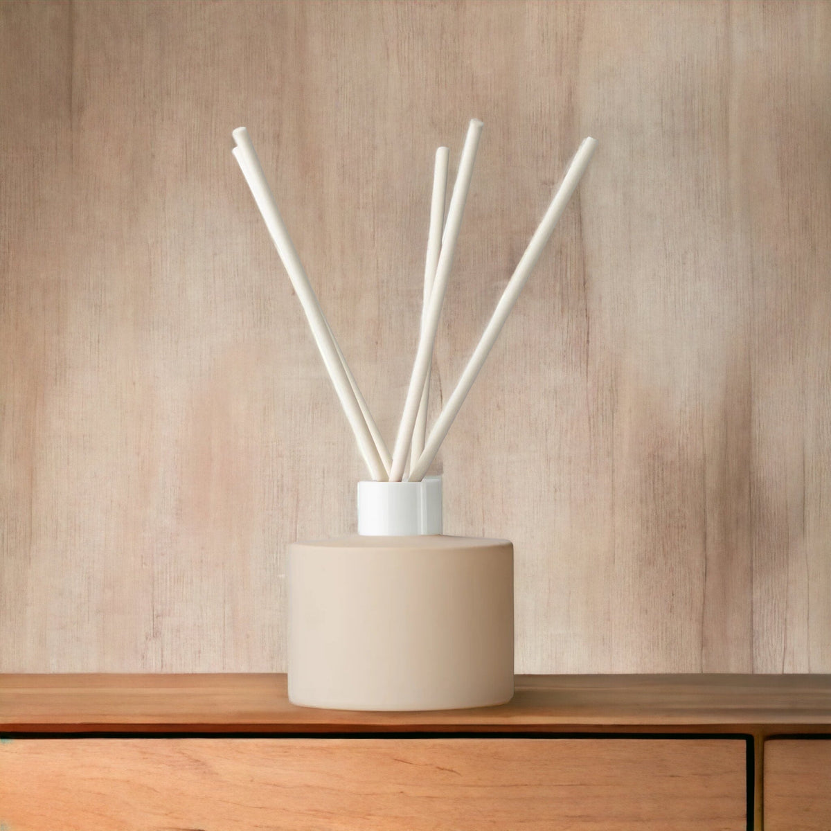 Natural Color Matte Reed Diffuser | Bottle & Reeds Included