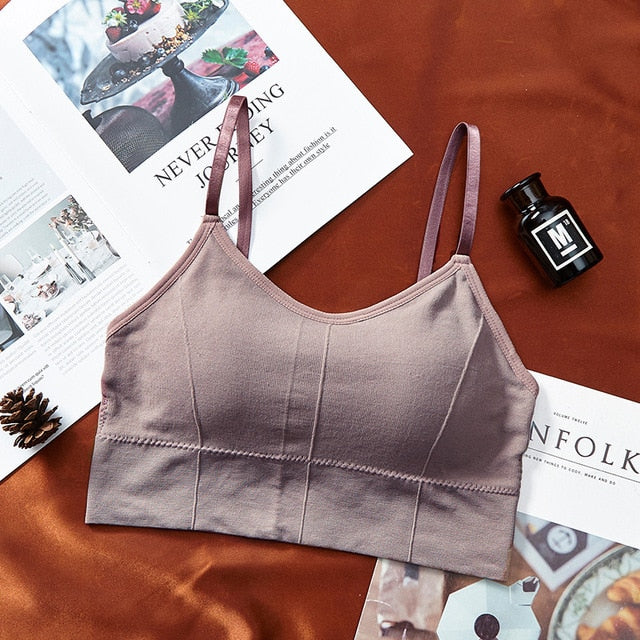 Sports Bra: Breathable Seamless Yoga Bra with Pads