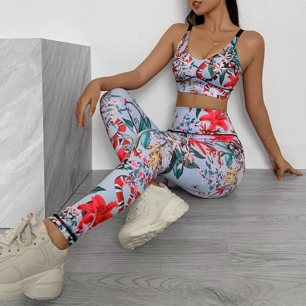 Floral Print Yoga Set with High Waist Leggings