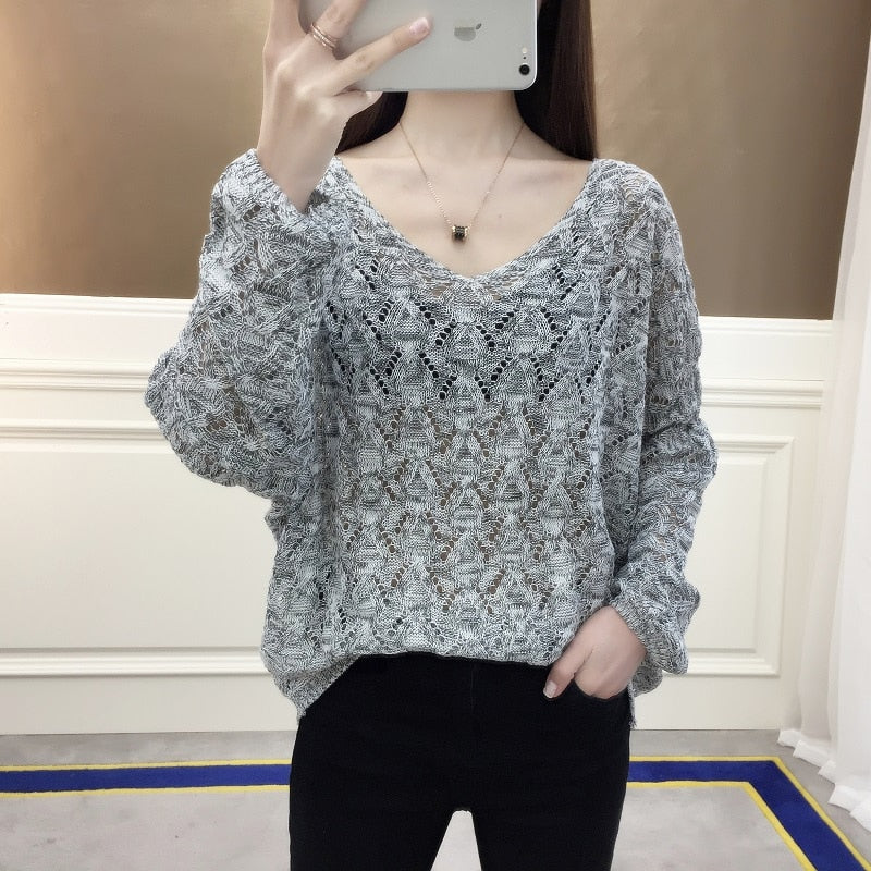 V-neck loose Sweater