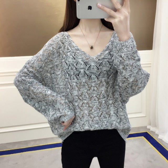 V-neck loose Sweater